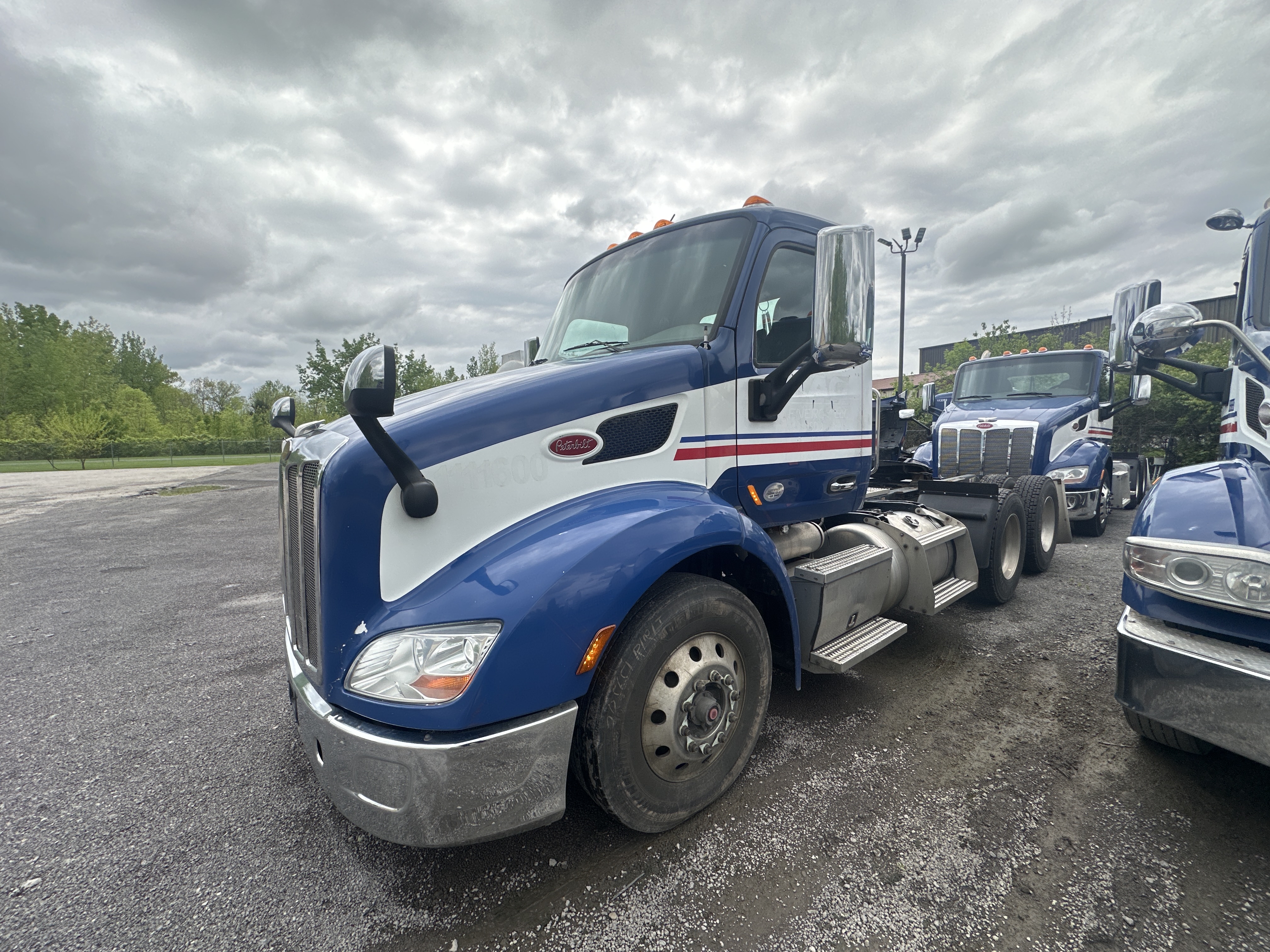 2016 PETERBILT 579