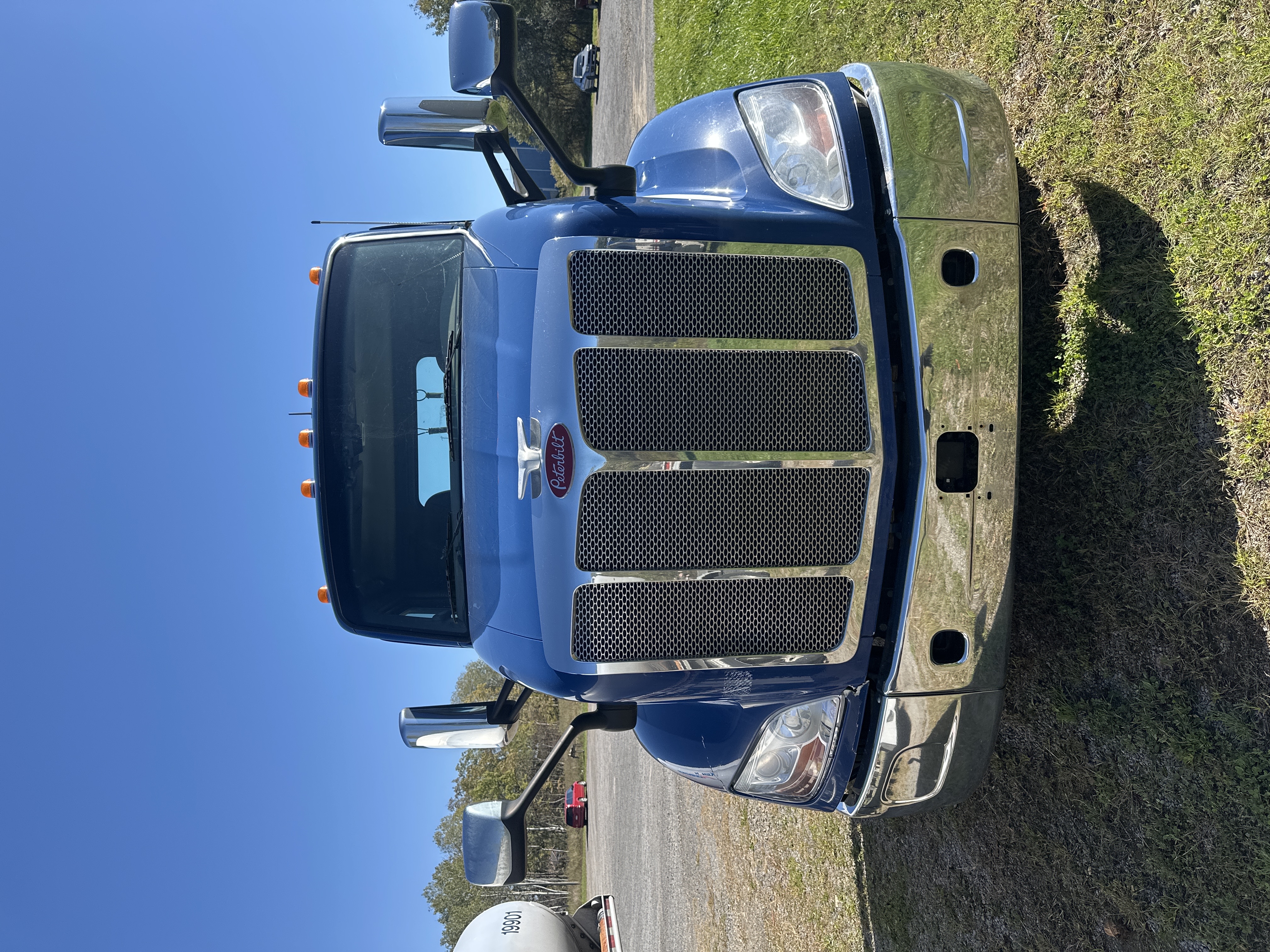 2018 PETERBILT 579