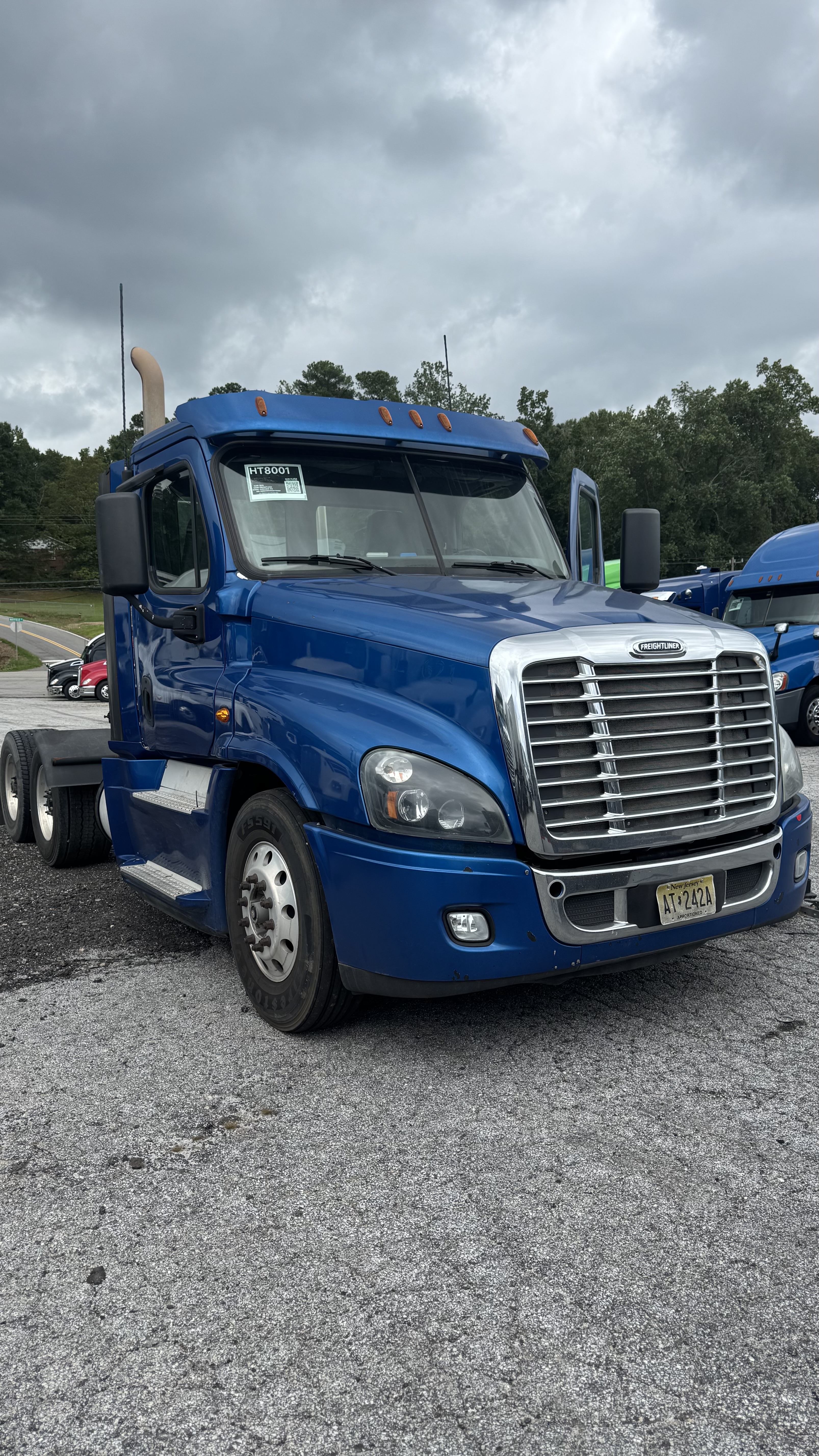 2016 FREIGHTLINER CASCADIA 125