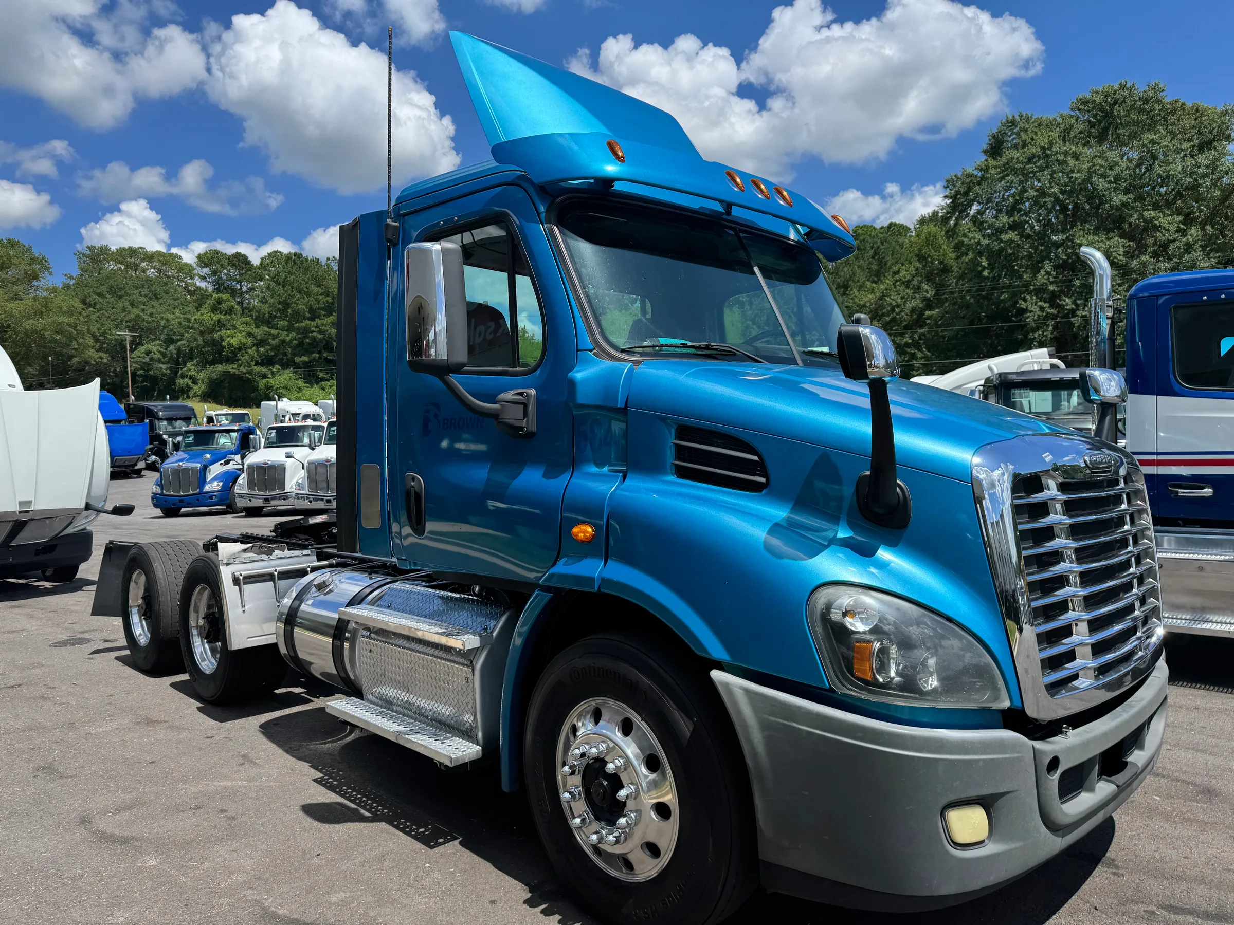 2016 FREIGHTLINER CASCADIA 113