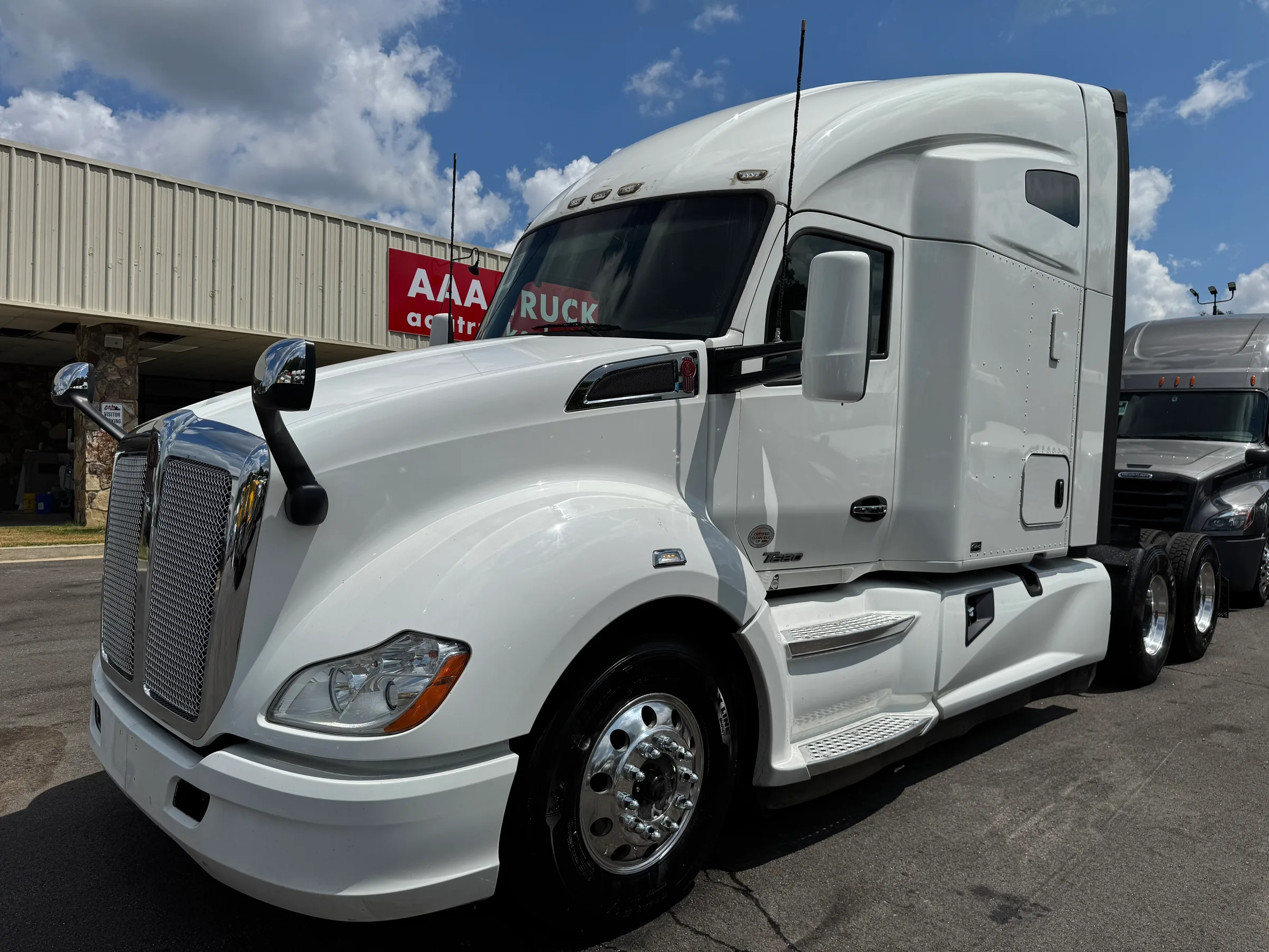 2020 KENWORTH T680