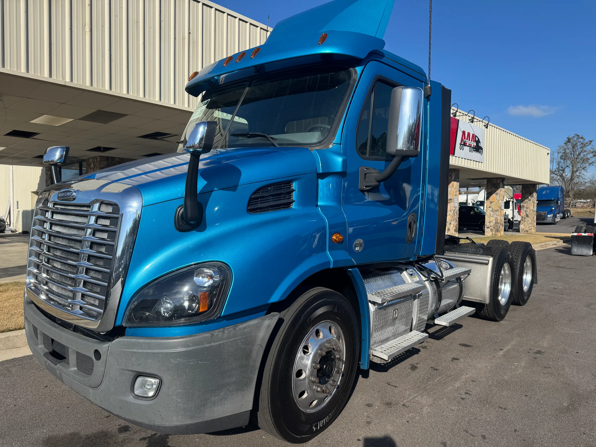 2016 FREIGHTLINER CASCADIA 113