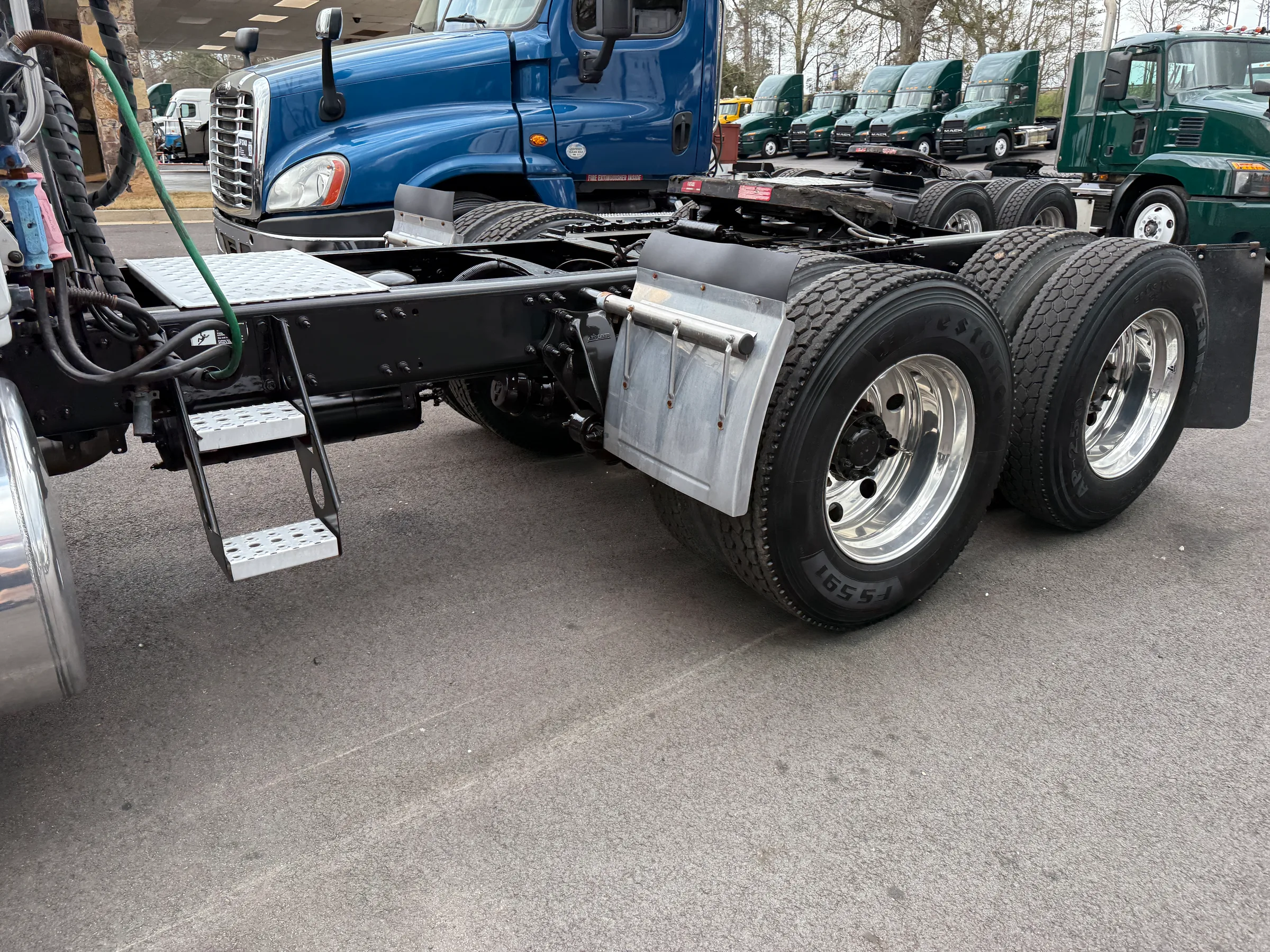 2020 FREIGHTLINER CASCADIA 113 EVOLUTION