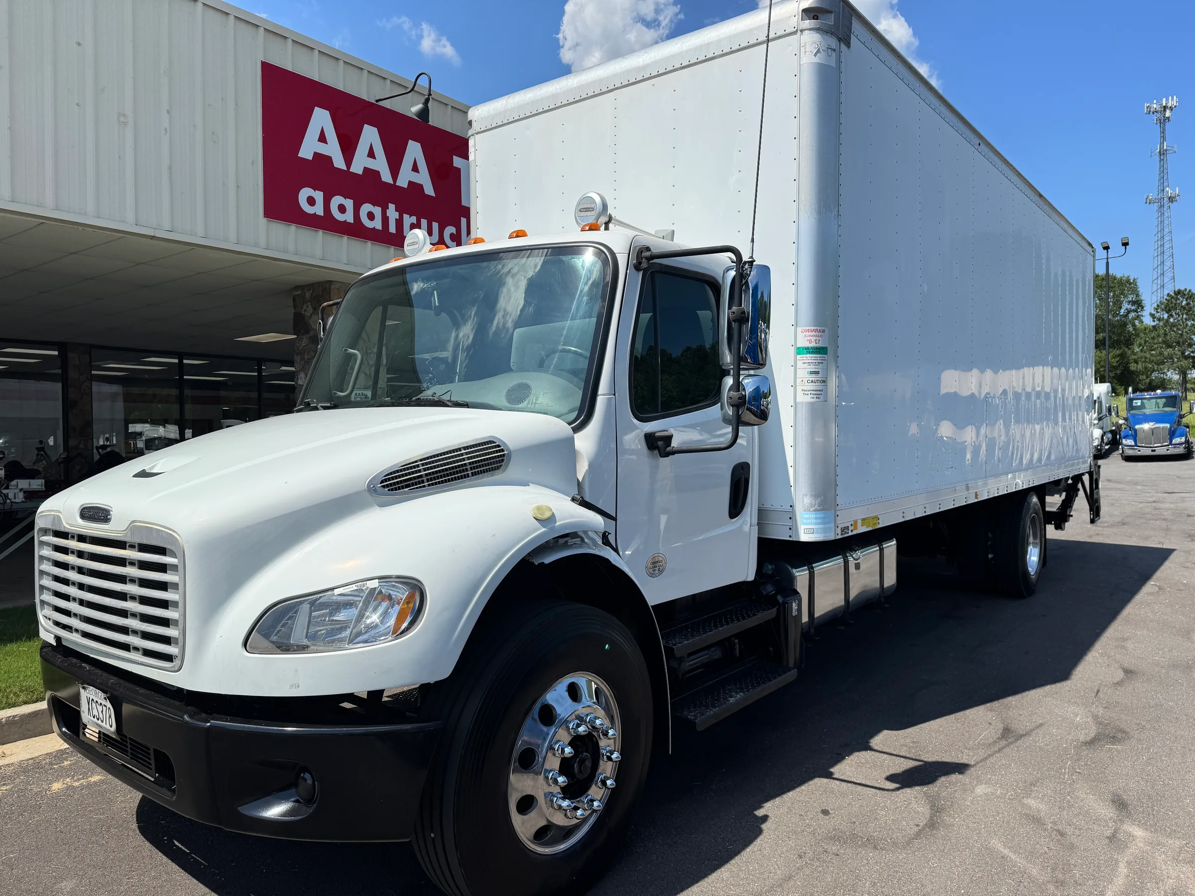 2017 FREIGHTLINER BUSINESS CLASS M2 106