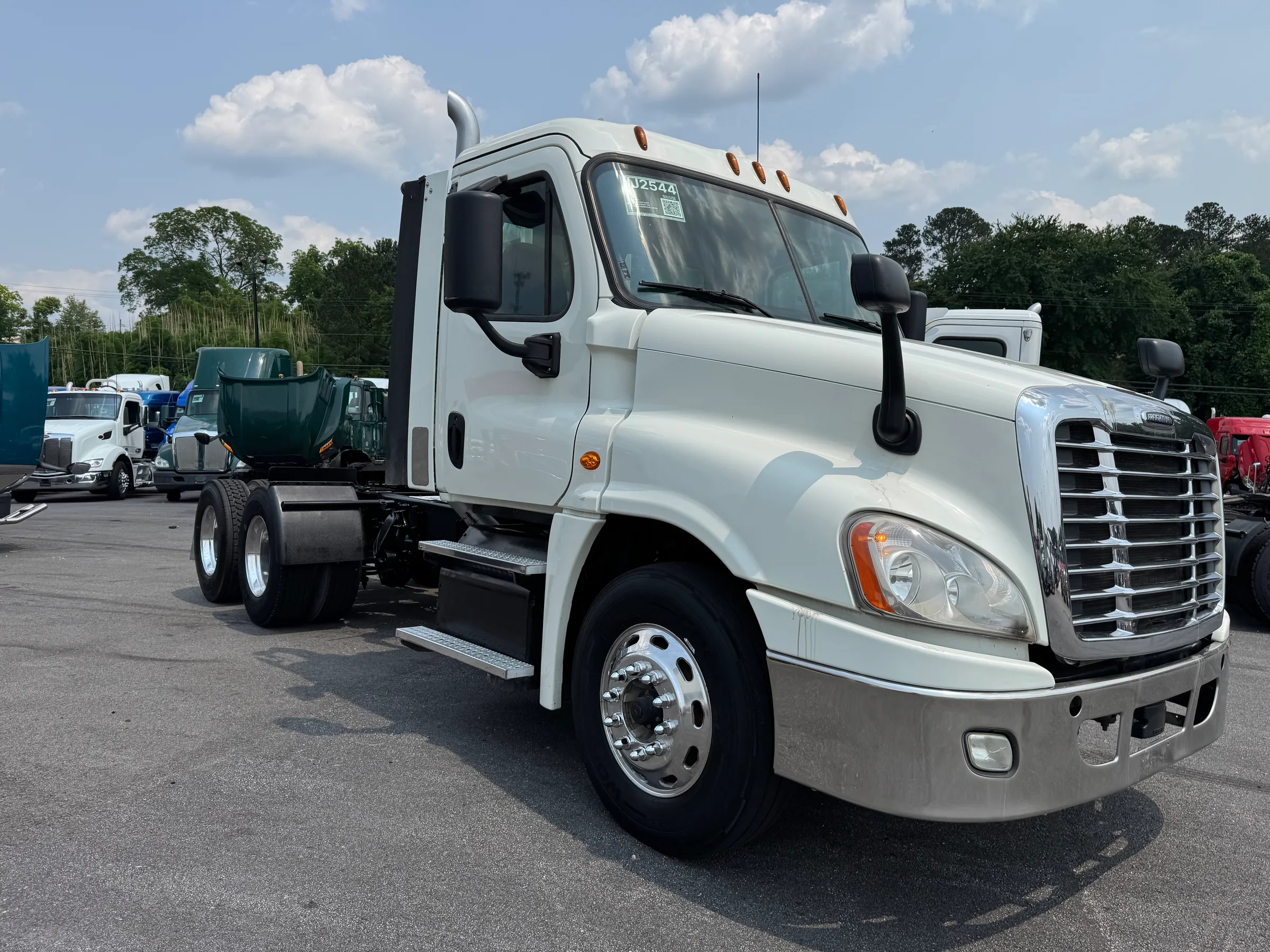2018 FREIGHTLINER CASCADIA 125