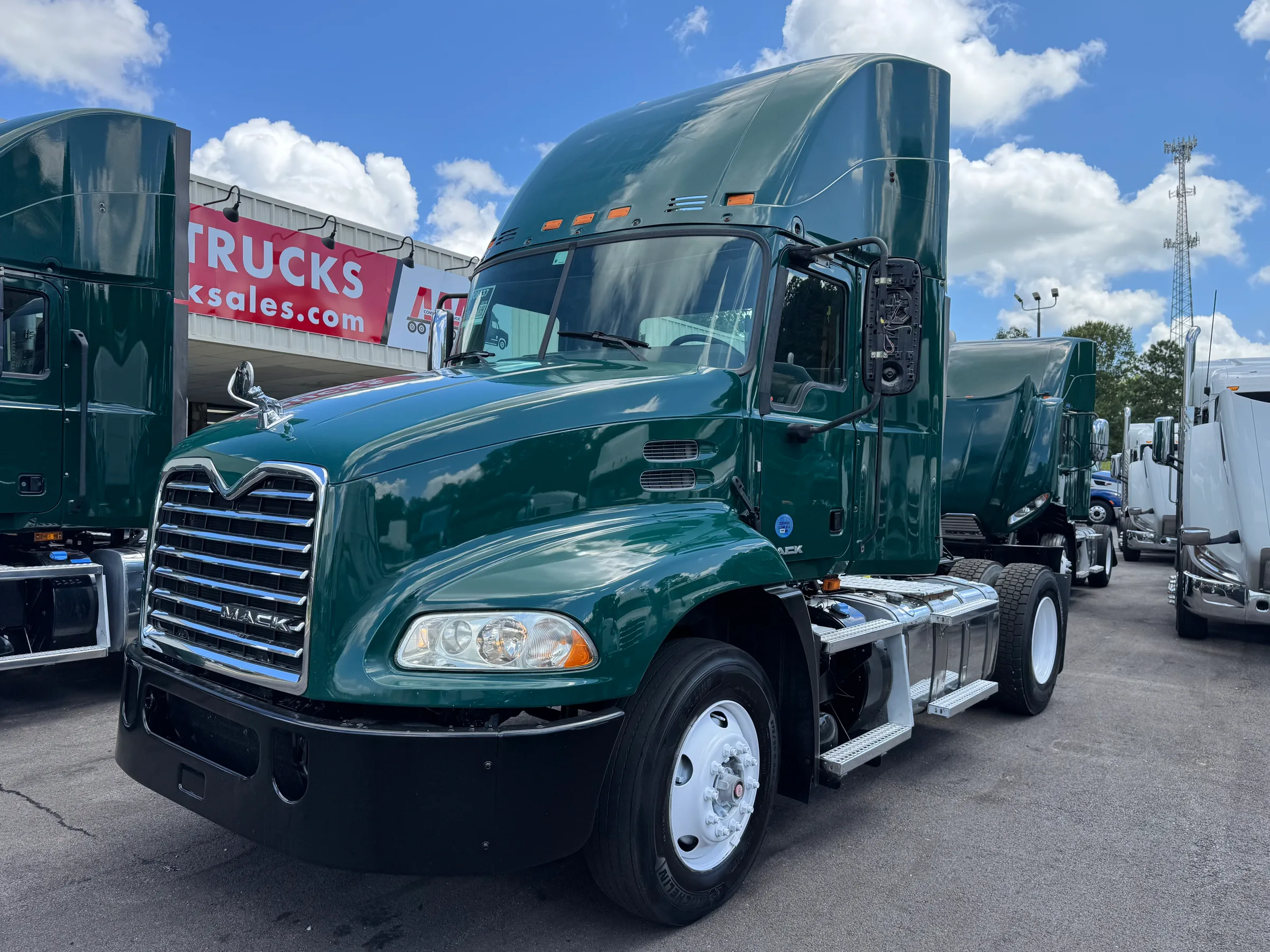 2016 MACK PINNACLE CXU612
